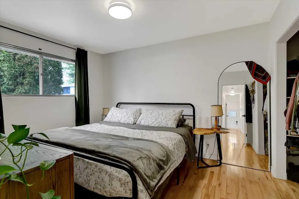 10015 89 Avenue Grande Prairie AB T8V 0E2