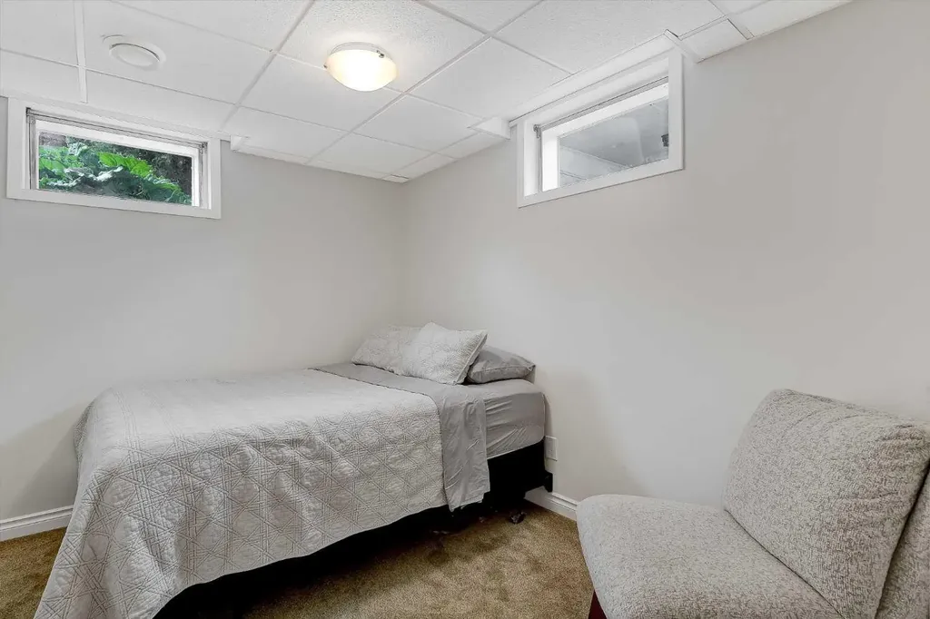 10015 89 Avenue Grande Prairie AB T8V 0E2