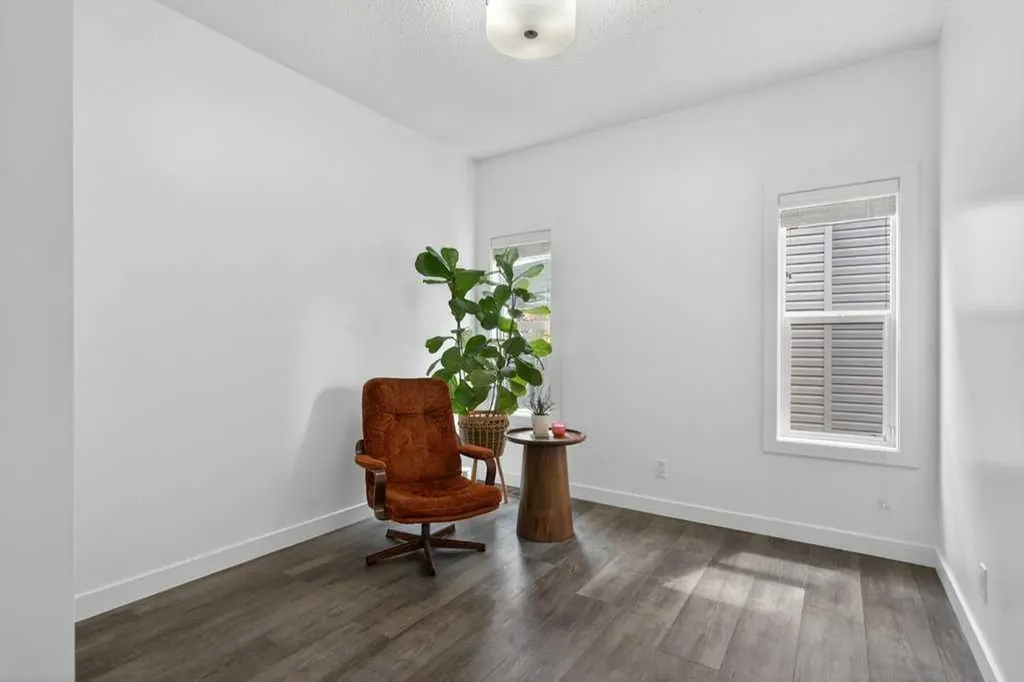 1091 Brightoncrest Green SE Calgary AB T2Z 1G8