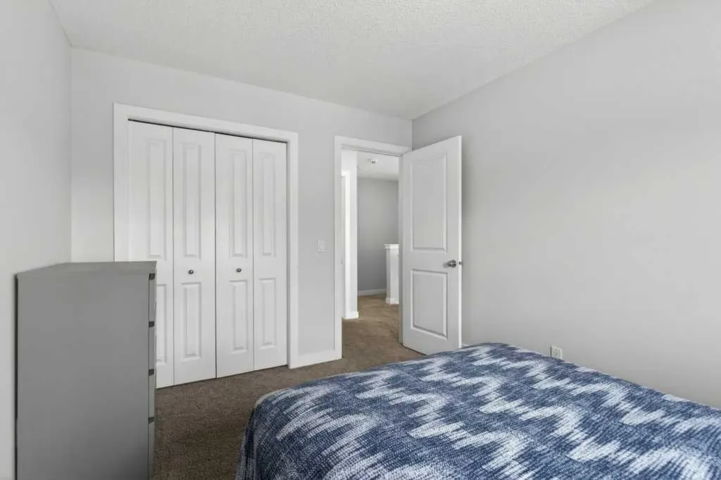 1091 Brightoncrest Green SE Calgary AB T2Z 1G8