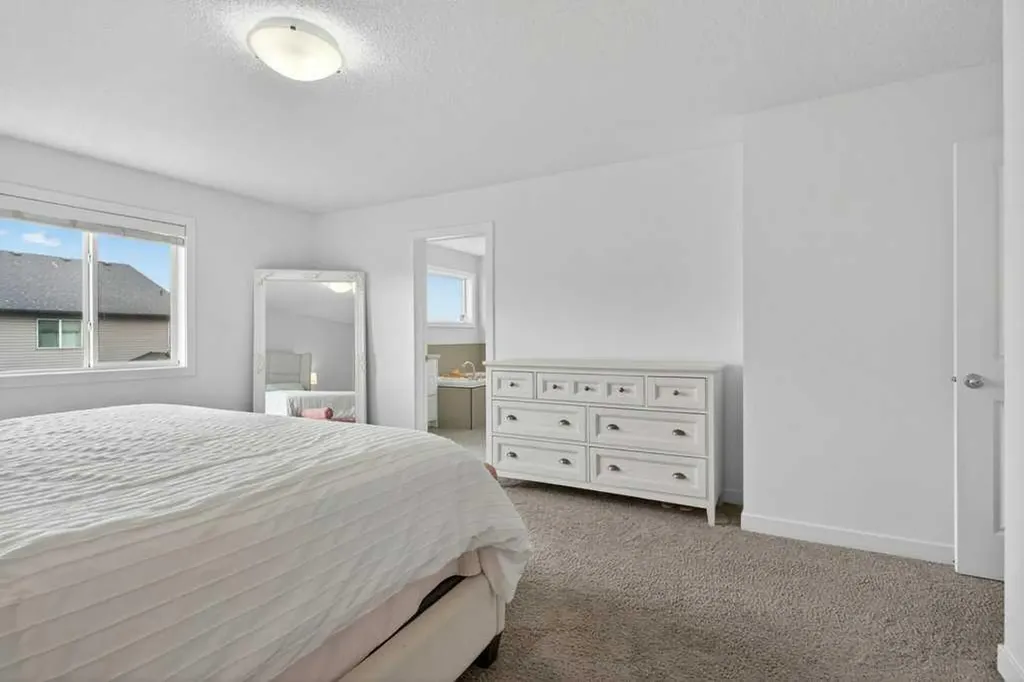 1091 Brightoncrest Green SE Calgary AB T2Z 1G8