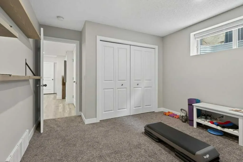 1091 Brightoncrest Green SE Calgary AB T2Z 1G8
