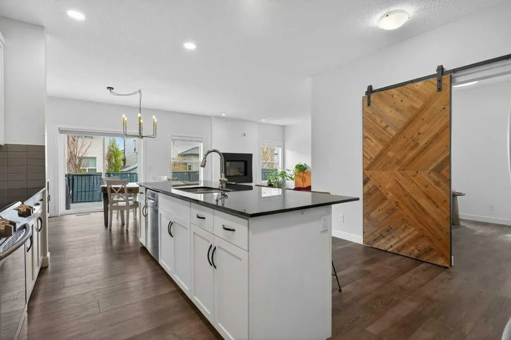 1091 Brightoncrest Green SE Calgary AB T2Z 1G8