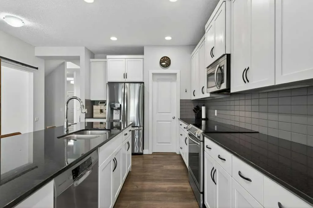 1091 Brightoncrest Green SE Calgary AB T2Z 1G8