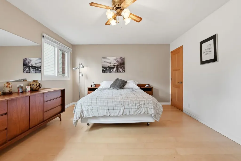 60 Anquetel Close Red Deer AB T4R 1G7