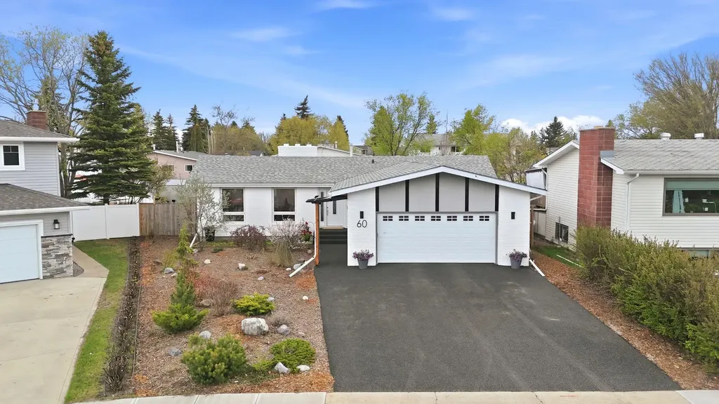60 Anquetel Close Red Deer AB T4R 1G7
