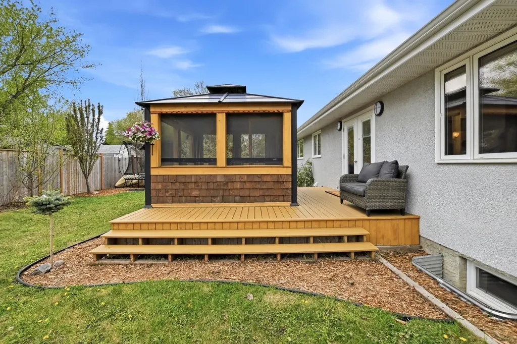 60 Anquetel Close Red Deer AB T4R 1G7