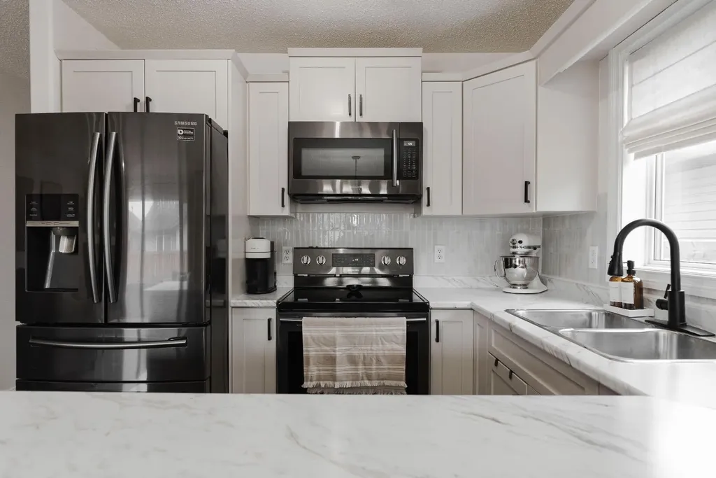 117 Sandulac Street Fort Mcmurray AB T9K 2T3