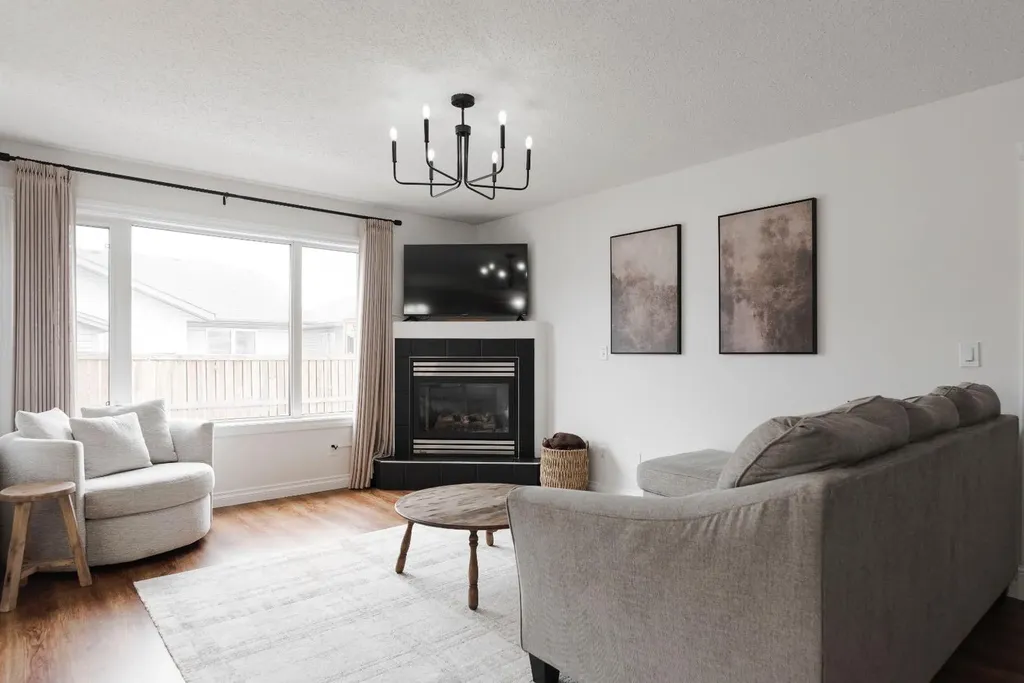 117 Sandulac Street Fort Mcmurray AB T9K 2T3