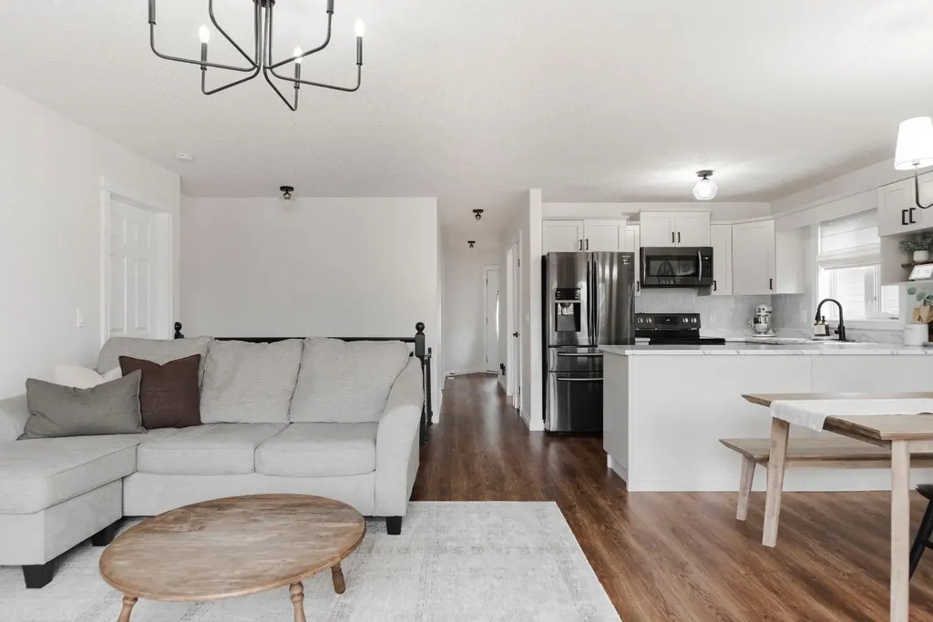 117 Sandulac Street Fort Mcmurray AB T9K 2T3
