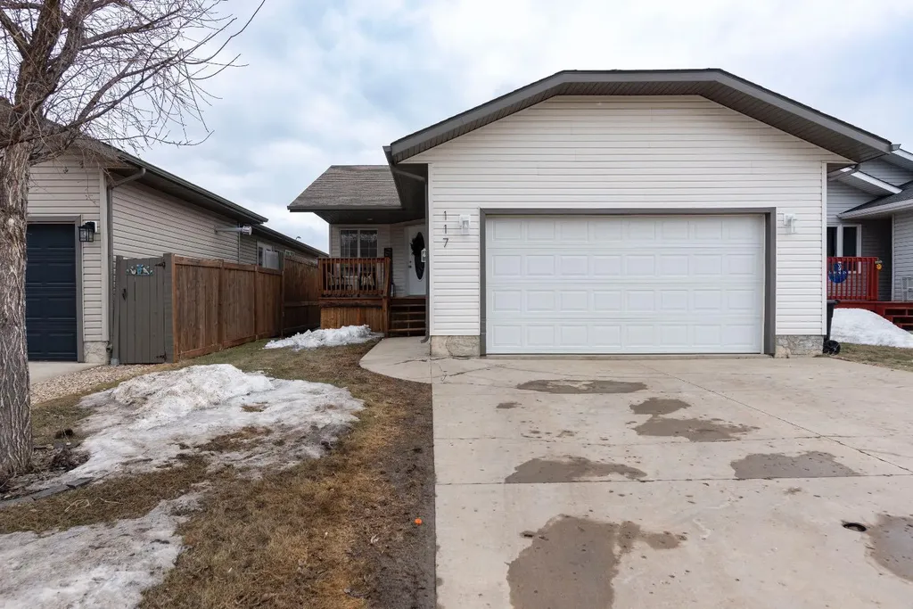 117 Sandulac Street Fort Mcmurray AB T9K 2T3