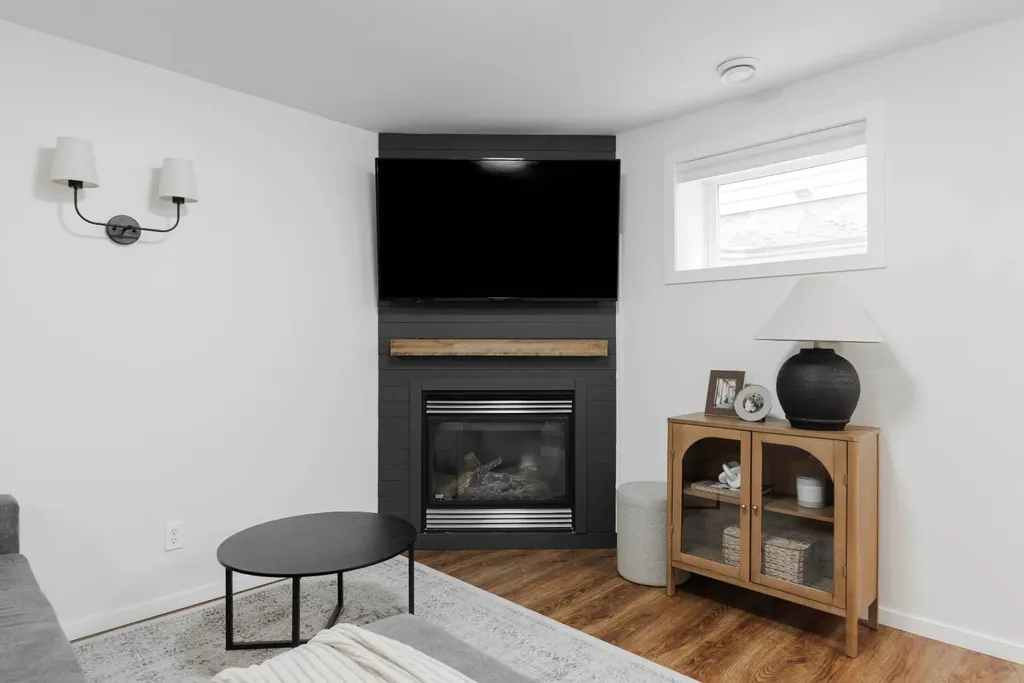 117 Sandulac Street Fort Mcmurray AB T9K 2T3