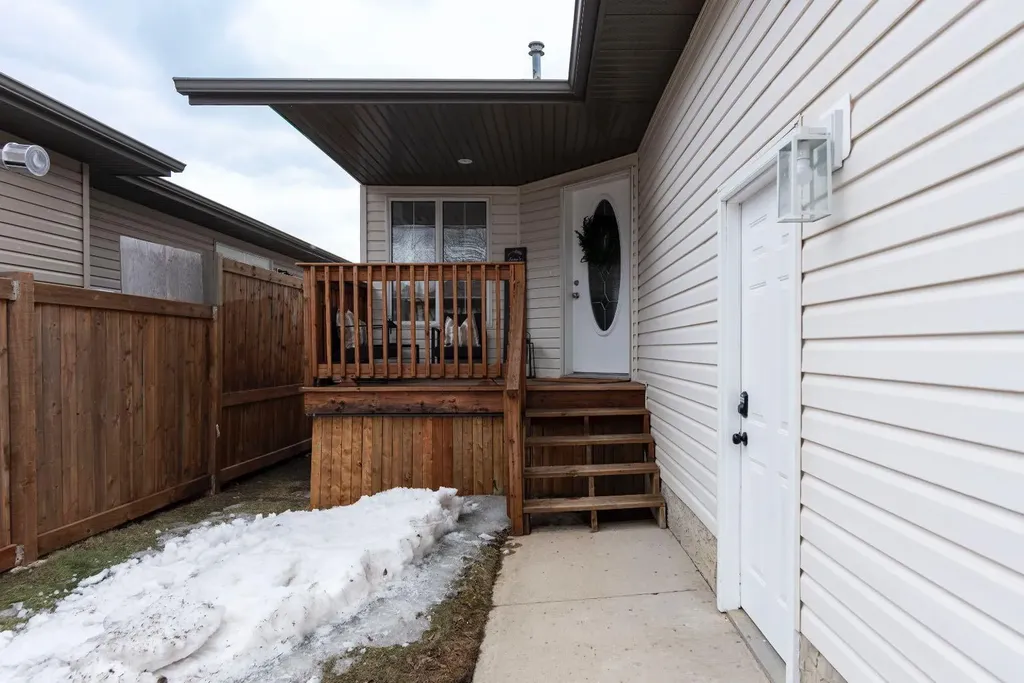 117 Sandulac Street Fort Mcmurray AB T9K 2T3