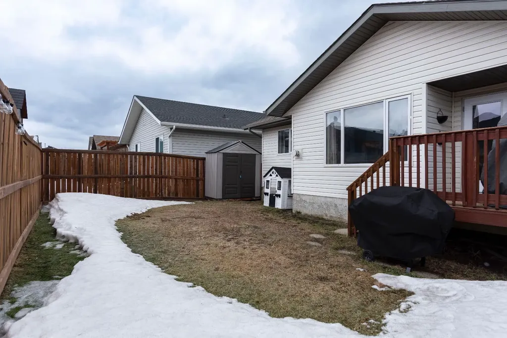 117 Sandulac Street Fort Mcmurray AB T9K 2T3
