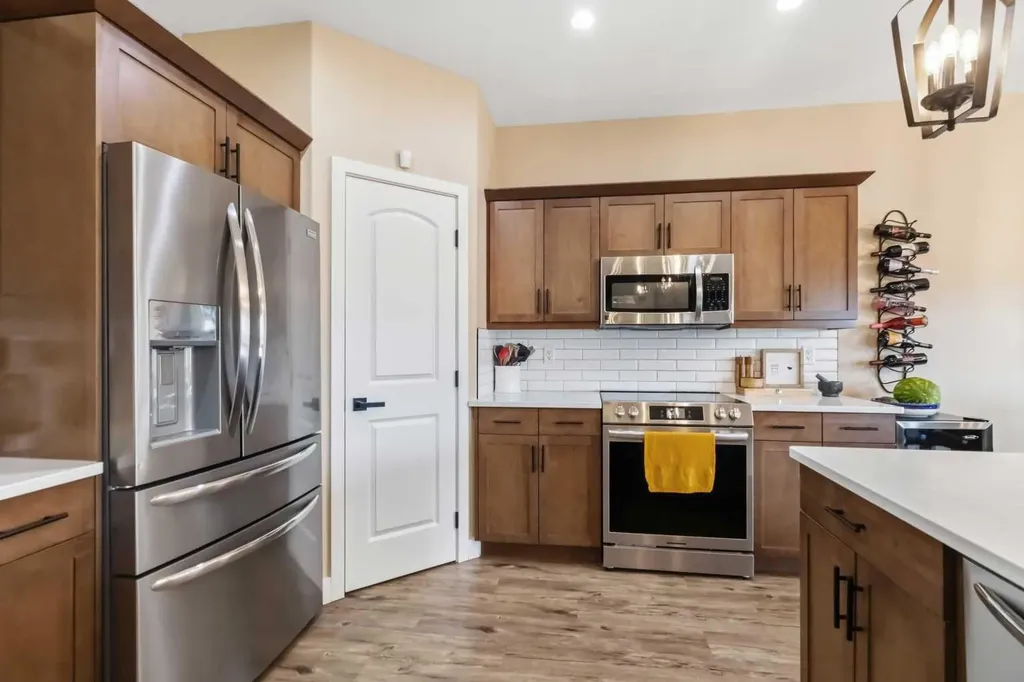 194 Nelson Lane Fort Mcmurray AB T9K 2S9