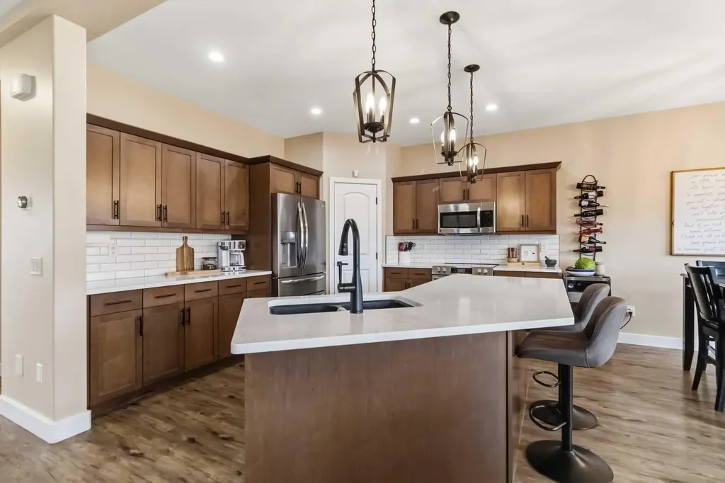 194 Nelson Lane Fort Mcmurray AB T9K 2S9