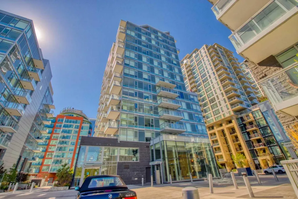 108 Waterfront Court SW Calgary AB T2P 1K7