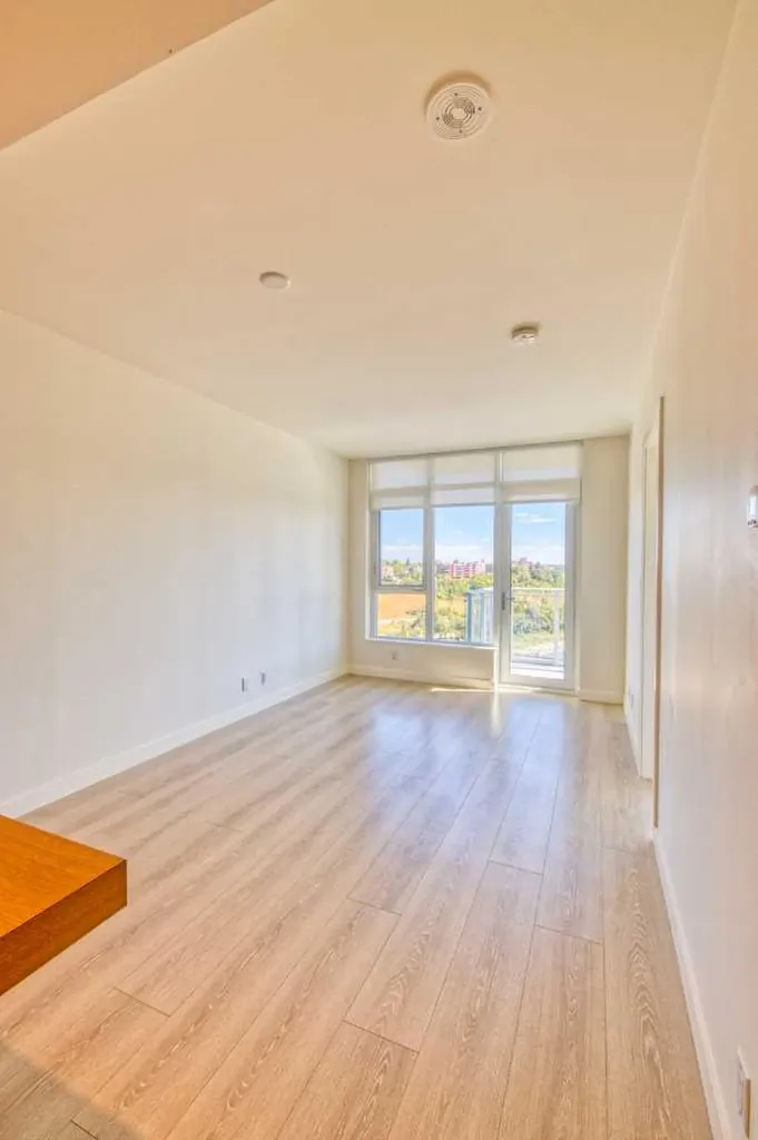 108 Waterfront Court SW Calgary AB T2P 1K7