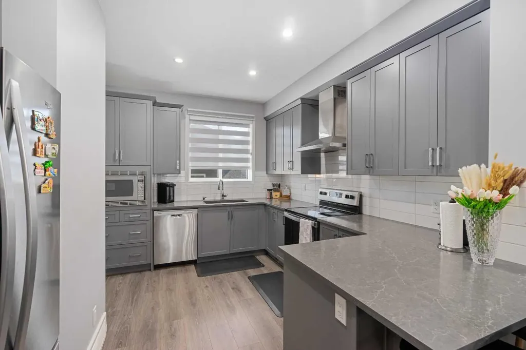 56 Belmont Green SW Calgary AB T2X5E3