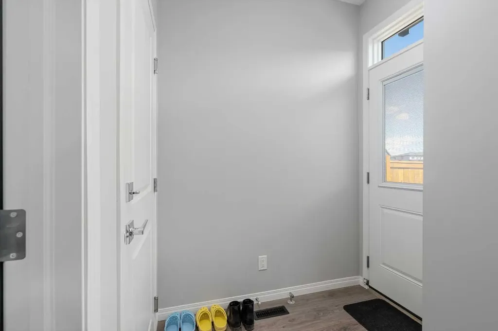 56 Belmont Green SW Calgary AB T2X5E3