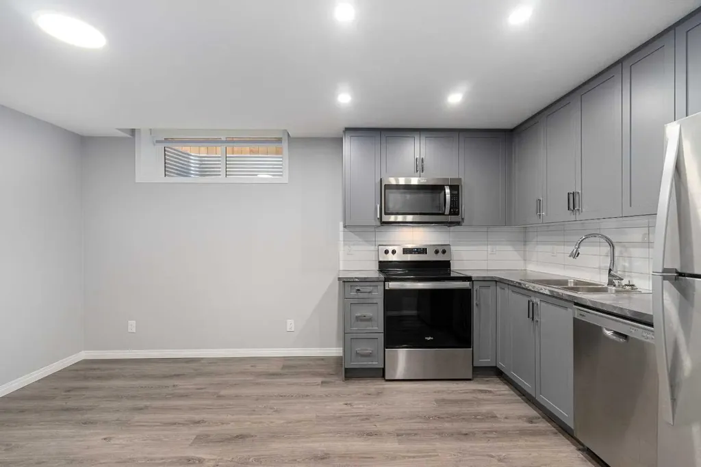56 Belmont Green SW Calgary AB T2X5E3