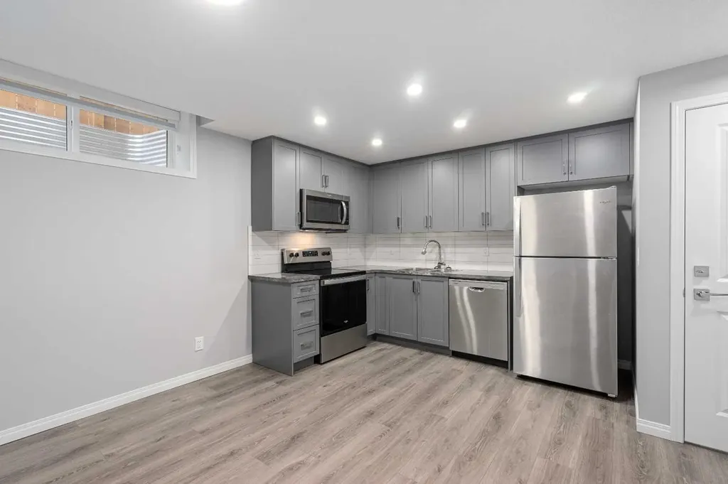 56 Belmont Green SW Calgary AB T2X5E3