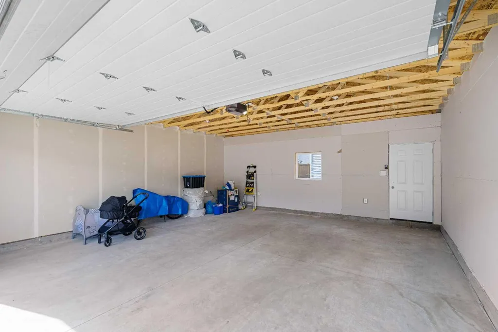56 Belmont Green SW Calgary AB T2X5E3