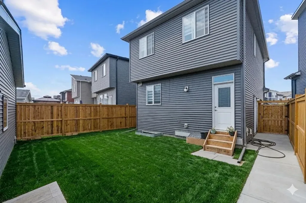 56 Belmont Green SW Calgary AB T2X5E3