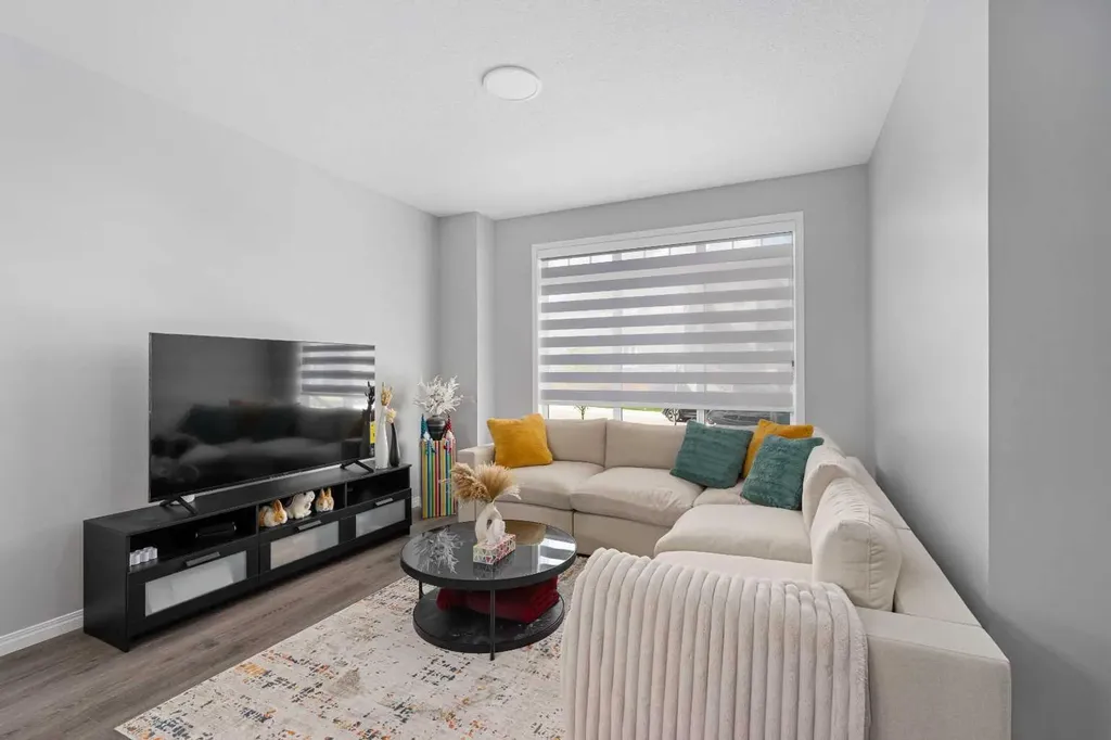 56 Belmont Green SW Calgary AB T2X5E3