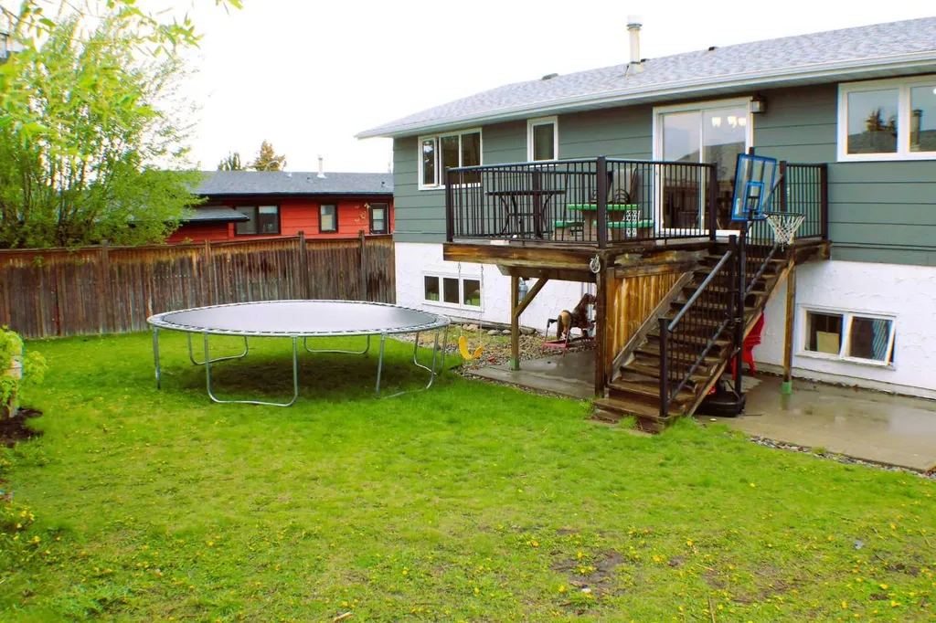 31 Schofield Place Pincher Creek AB T0K1W0