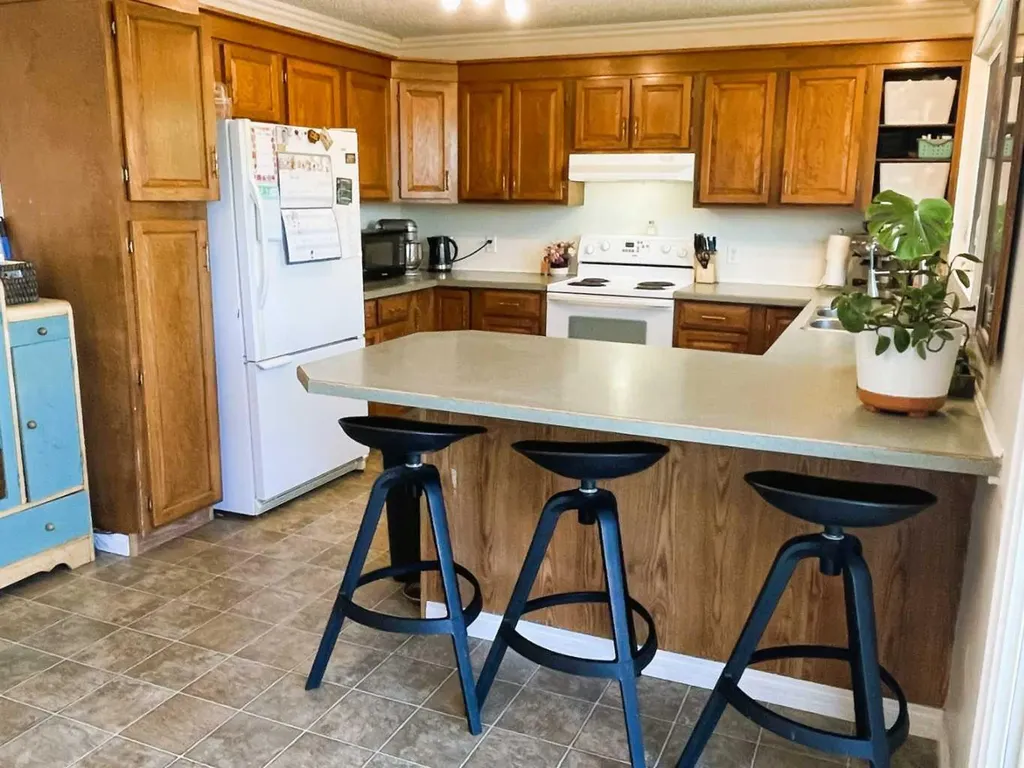 31 Schofield Place Pincher Creek AB T0K1W0