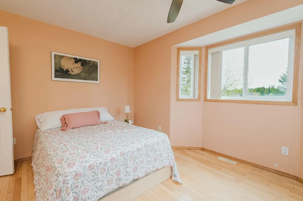 9316 Wedgewood Drive S Wedgewood AB T8W2G5