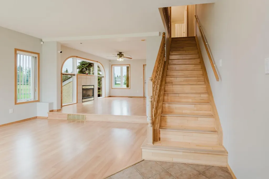 9316 Wedgewood Drive S Wedgewood AB T8W2G5