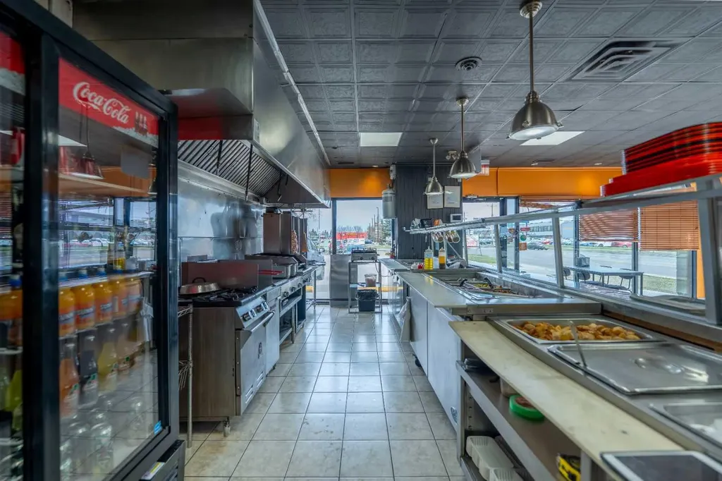 5147 20 Avenue SE Calgary AB T2B 0B1