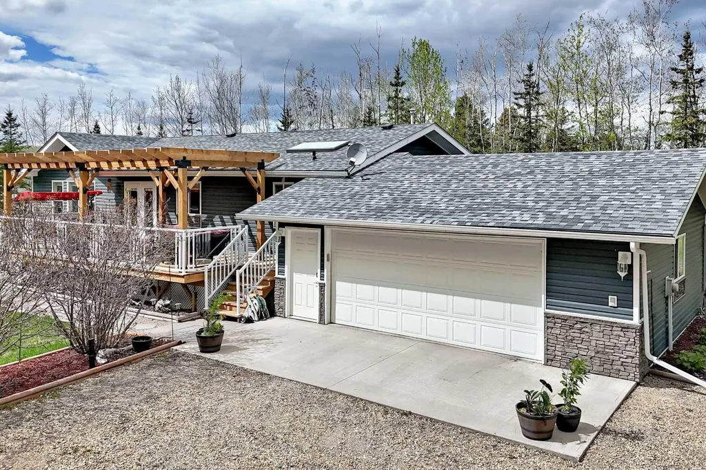 1 Ridge Drive Rural Ponoka County AB T0C 2J0