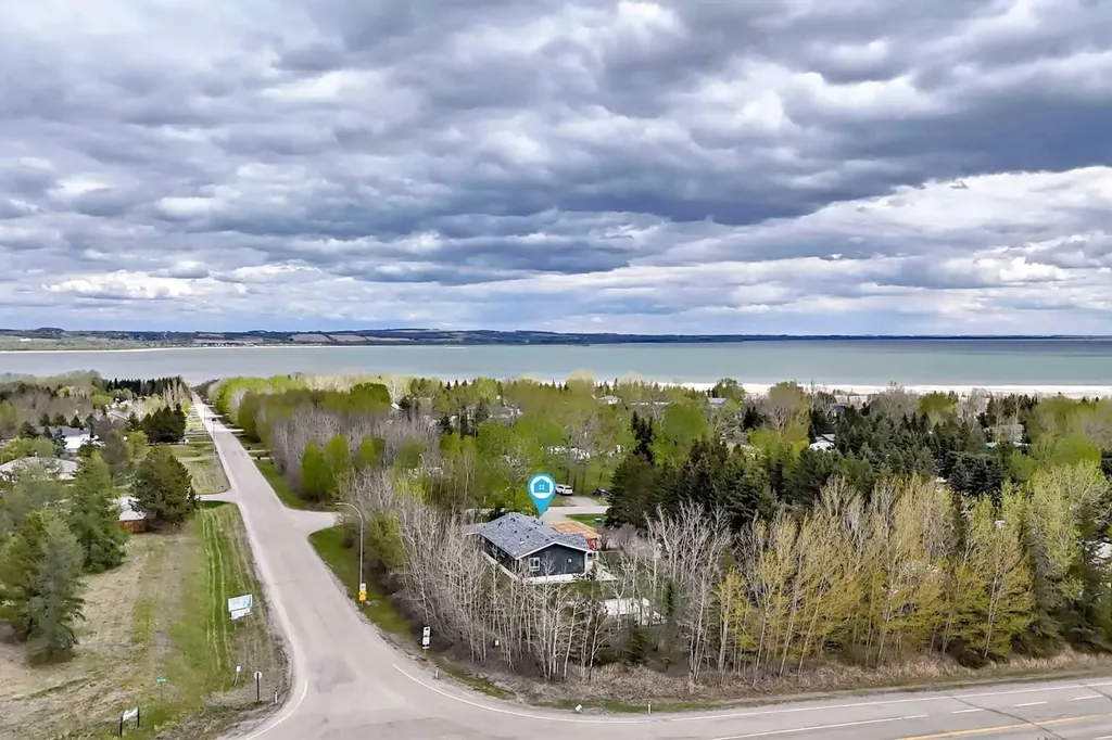 1 Ridge Drive Rural Ponoka County AB T0C 2J0
