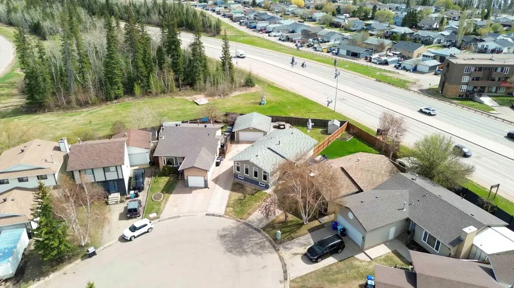 233 Gladstone Bay Fort Mcmurray AB T9K1S3