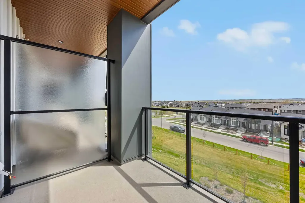 100 Banister Drive Okotoks AB T1S 5Y4