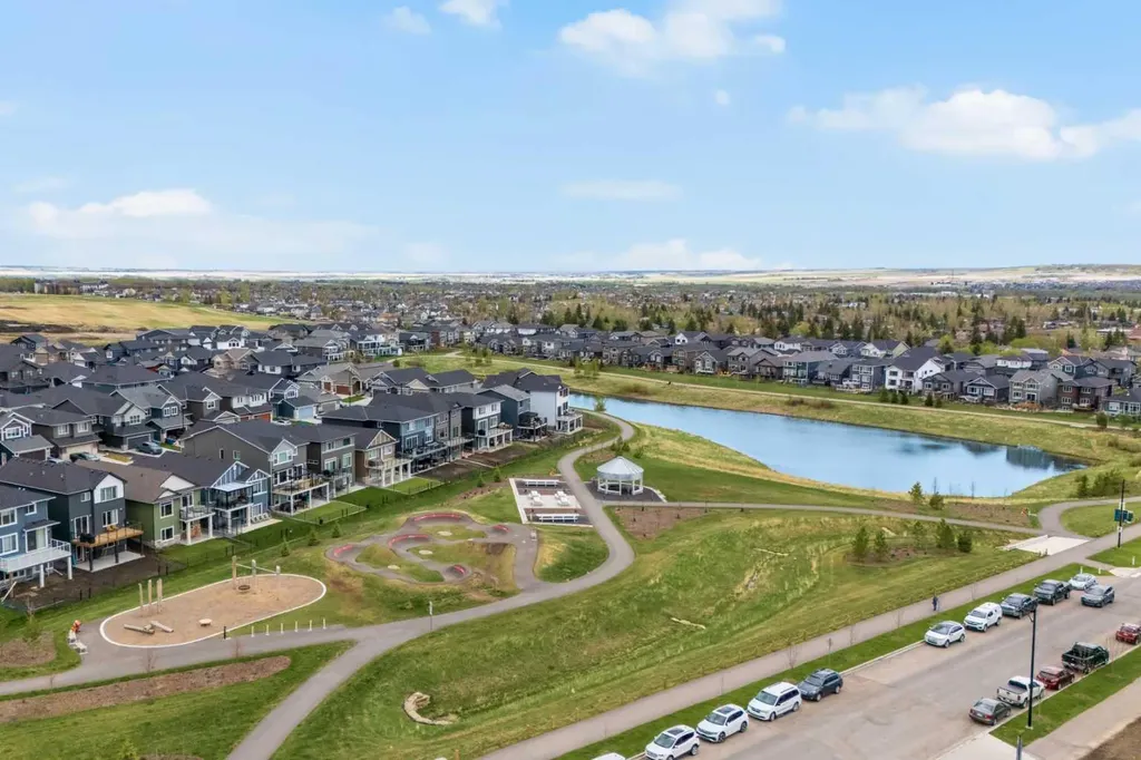 100 Banister Drive Okotoks AB T1S 5Y4