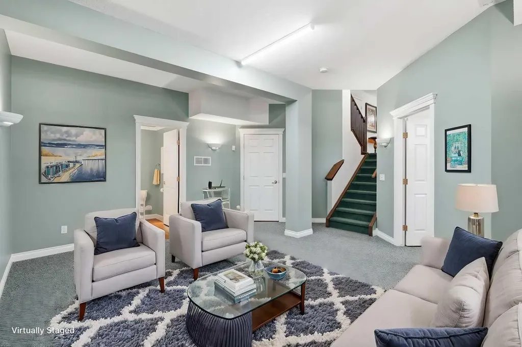18 Varsity Estates Park NW Calgary AB T3A 6A4