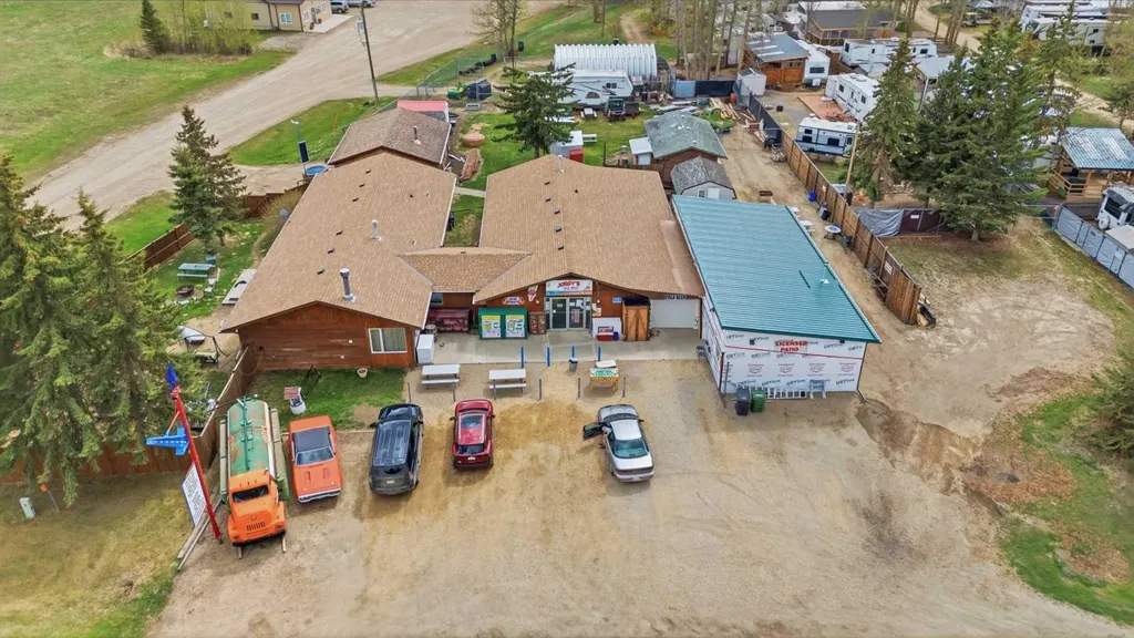 12030 Township Road 422 Rural Ponoka County AB T0C2J0