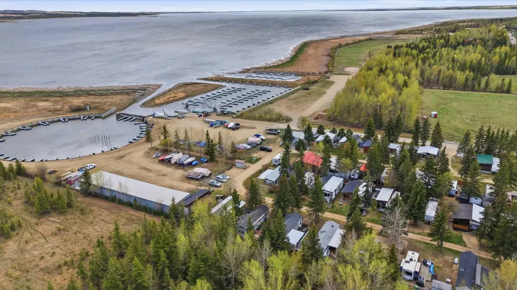 12030 Township Road 422 Rural Ponoka County AB T0C2J0