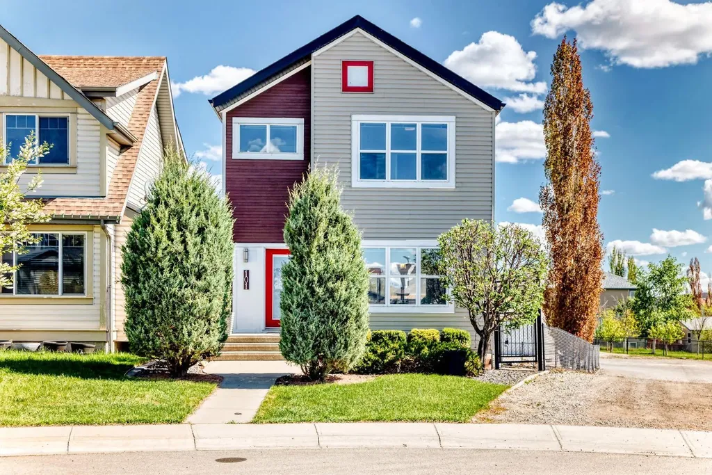 101 Copperstone Circle SE Calgary AB T2Z 0G8