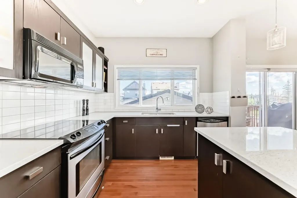 101 Copperstone Circle SE Calgary AB T2Z 0G8
