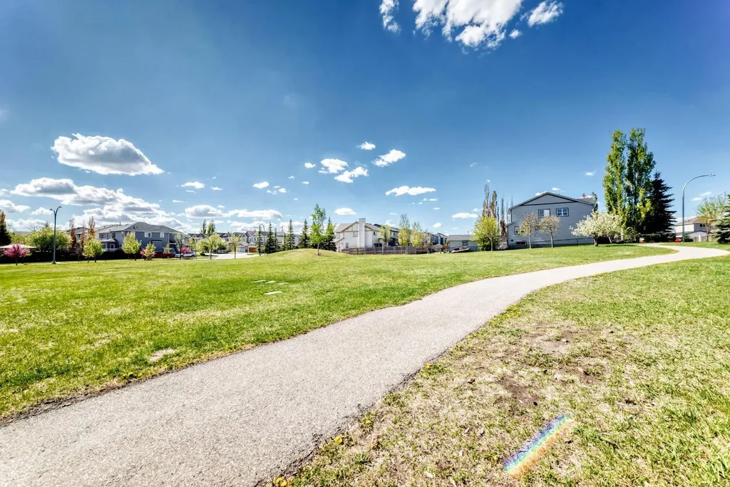 101 Copperstone Circle SE Calgary AB T2Z 0G8