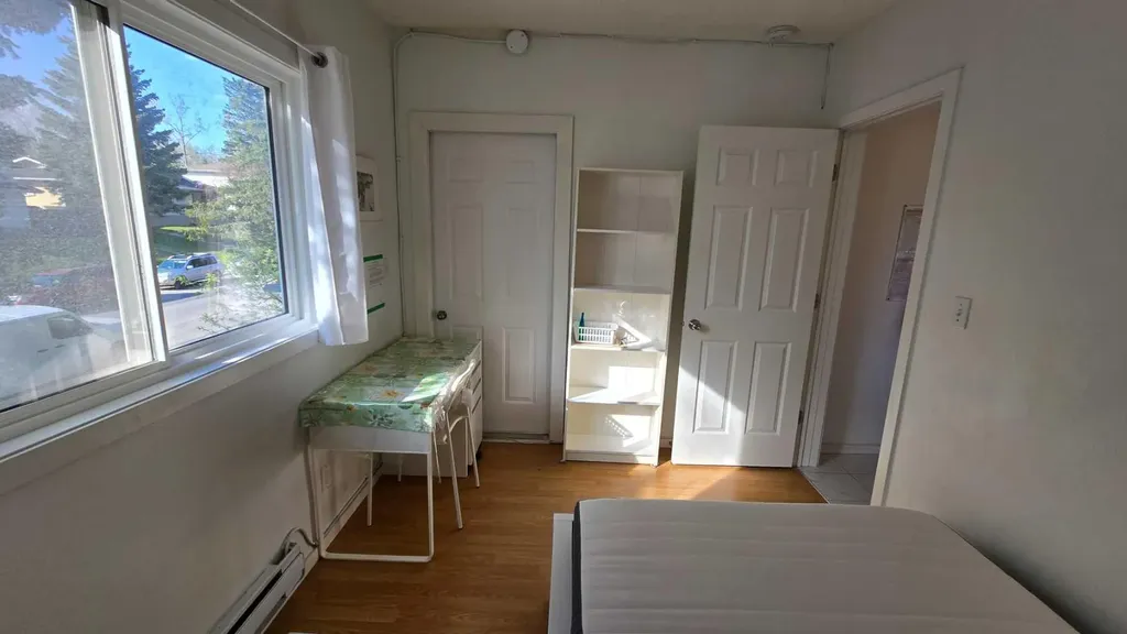 5806 Dalgleish Road NW Calgary AB T3A 1K5
