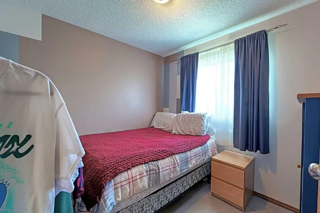 234 Martinvalley Mews NE Calgary AB T3J 4W3