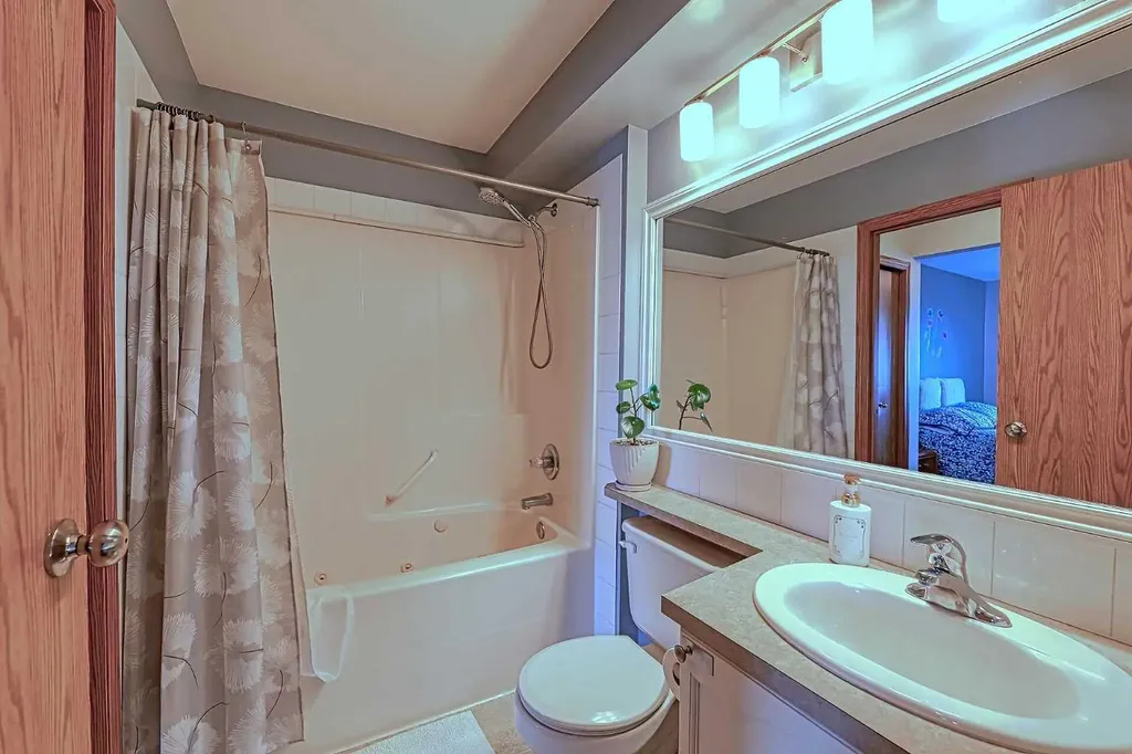 234 Martinvalley Mews NE Calgary AB T3J 4W3