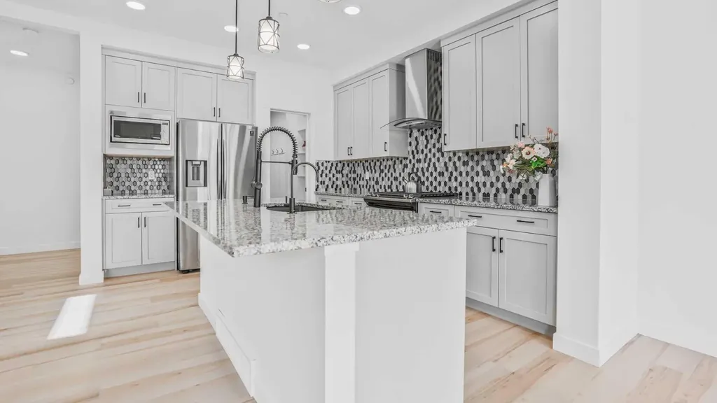 34 Lucas Terrace NW Calgary AB T3P1P9