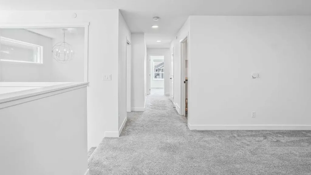 34 Lucas Terrace NW Calgary AB T3P1P9